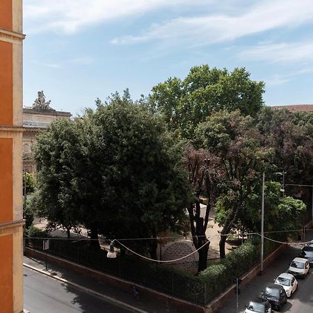 Termini & Acquario Romano Bright Apartment Ngoại thất bức ảnh