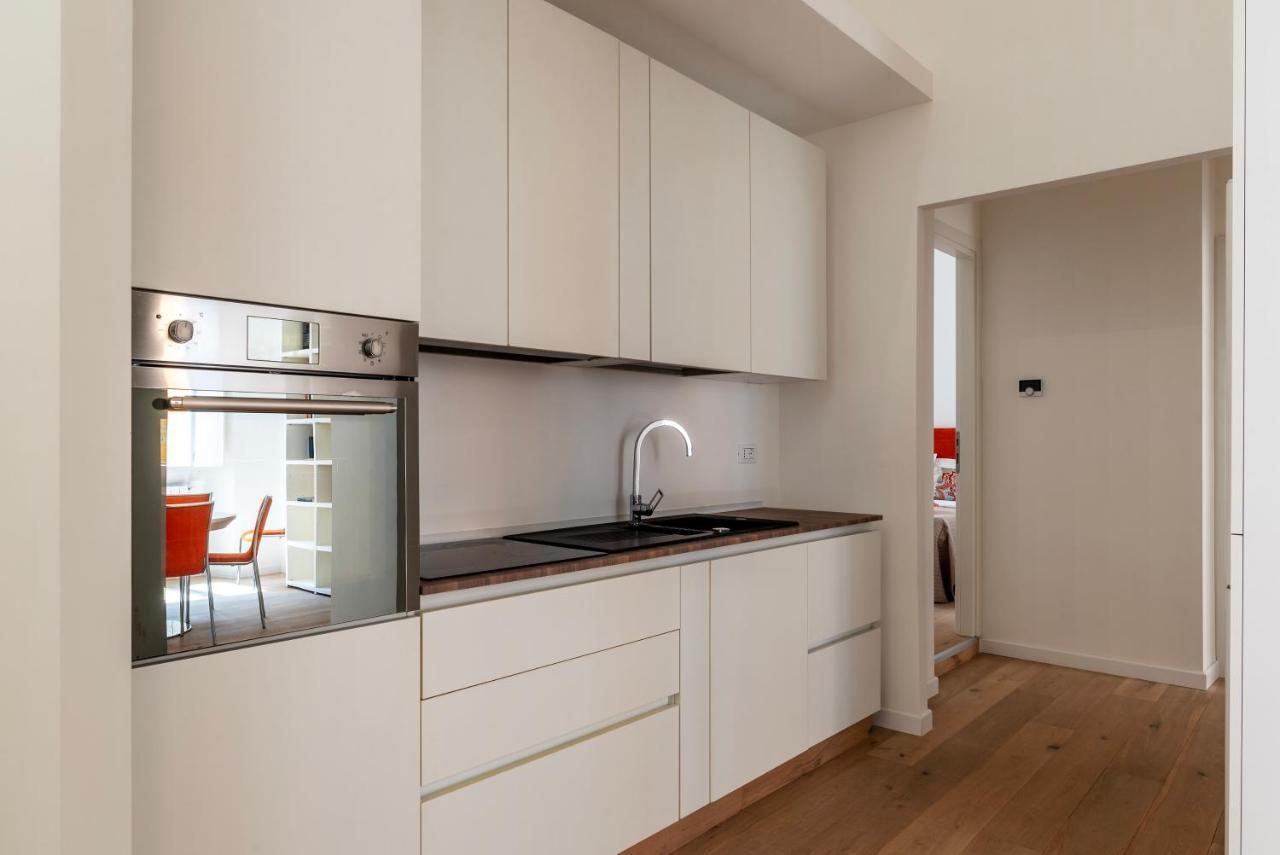 Termini & Acquario Romano Bright Apartment Ngoại thất bức ảnh