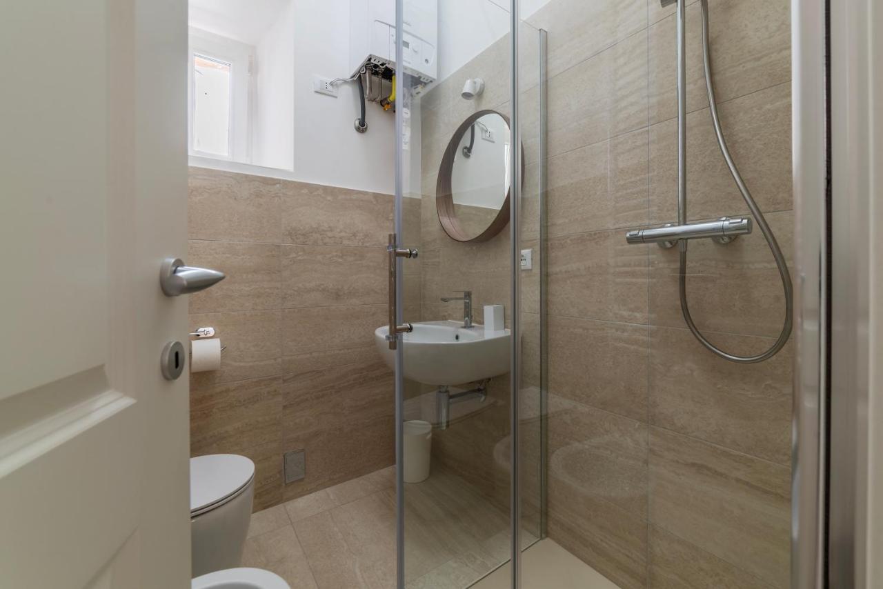 Termini & Acquario Romano Bright Apartment Ngoại thất bức ảnh